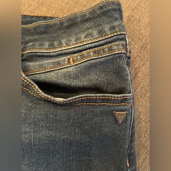 GUESS size 27 Shorts w/ Tie Front LIKE NEW - Picture 2 of 6